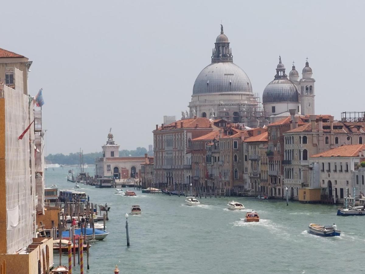 Appartamenti Ca'Giustinian เวนิส ภายนอก รูปภาพ